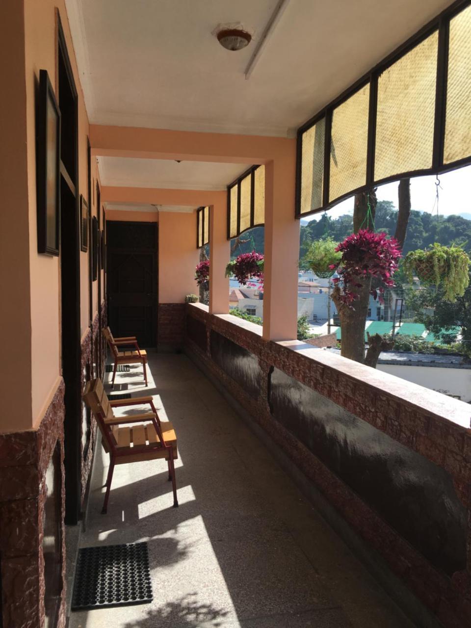 Hotel O Hya'S Homestay Dehradun Bagian luar foto