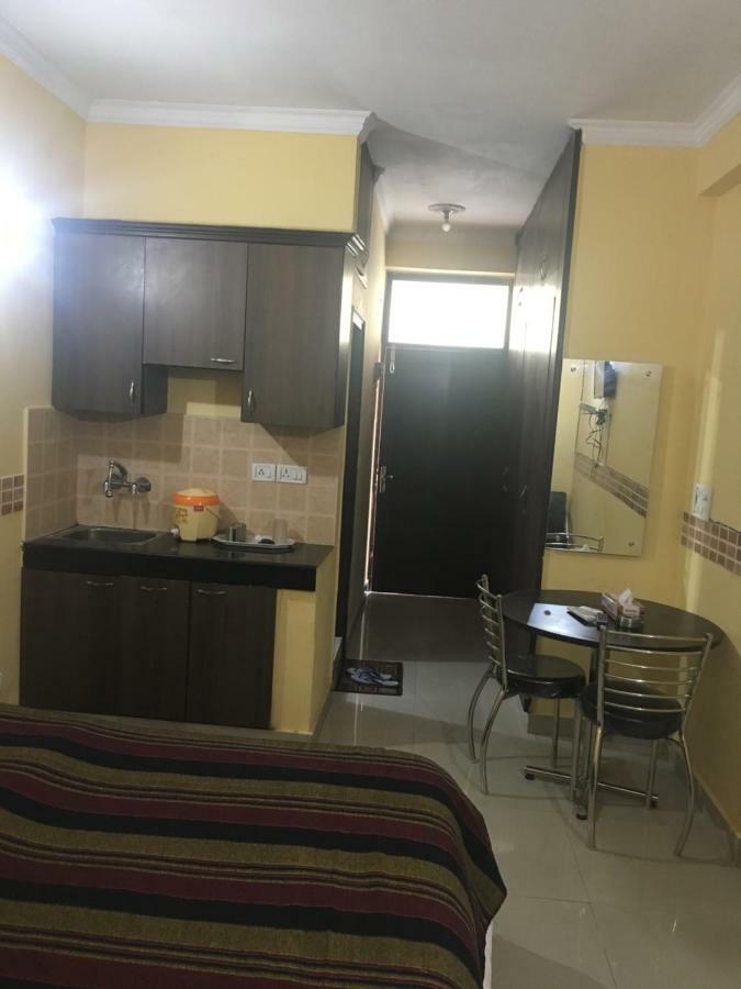 Hotel O Hya'S Homestay Dehradun Bagian luar foto