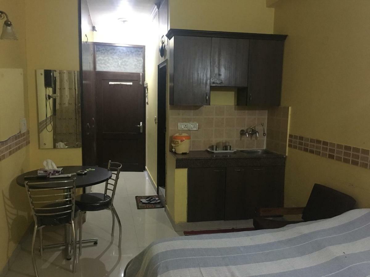 Hotel O Hya'S Homestay Dehradun Bagian luar foto