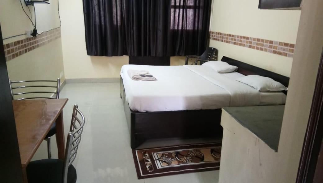 Hotel O Hya'S Homestay Dehradun Bagian luar foto
